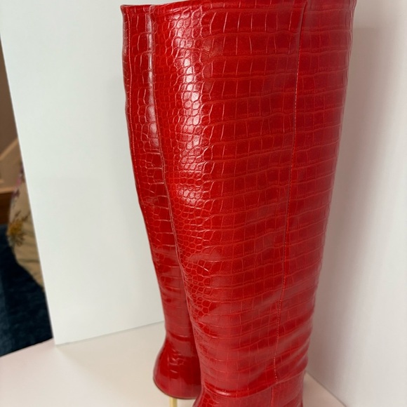 Unbranded Red Croc Embossed Knee High Boots Gold Heel Pointed Toe Size 8 - Picture 11 of 16